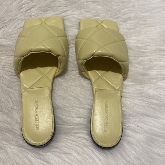 New Bottega Veneta Quilted embossed Lido sandal size 39.5EU - Picture 6 of 13